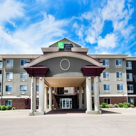 Holiday Inn Express Hotel & Suites Grand Forks, An Ihg Hotel Dış mekan fotoğraf