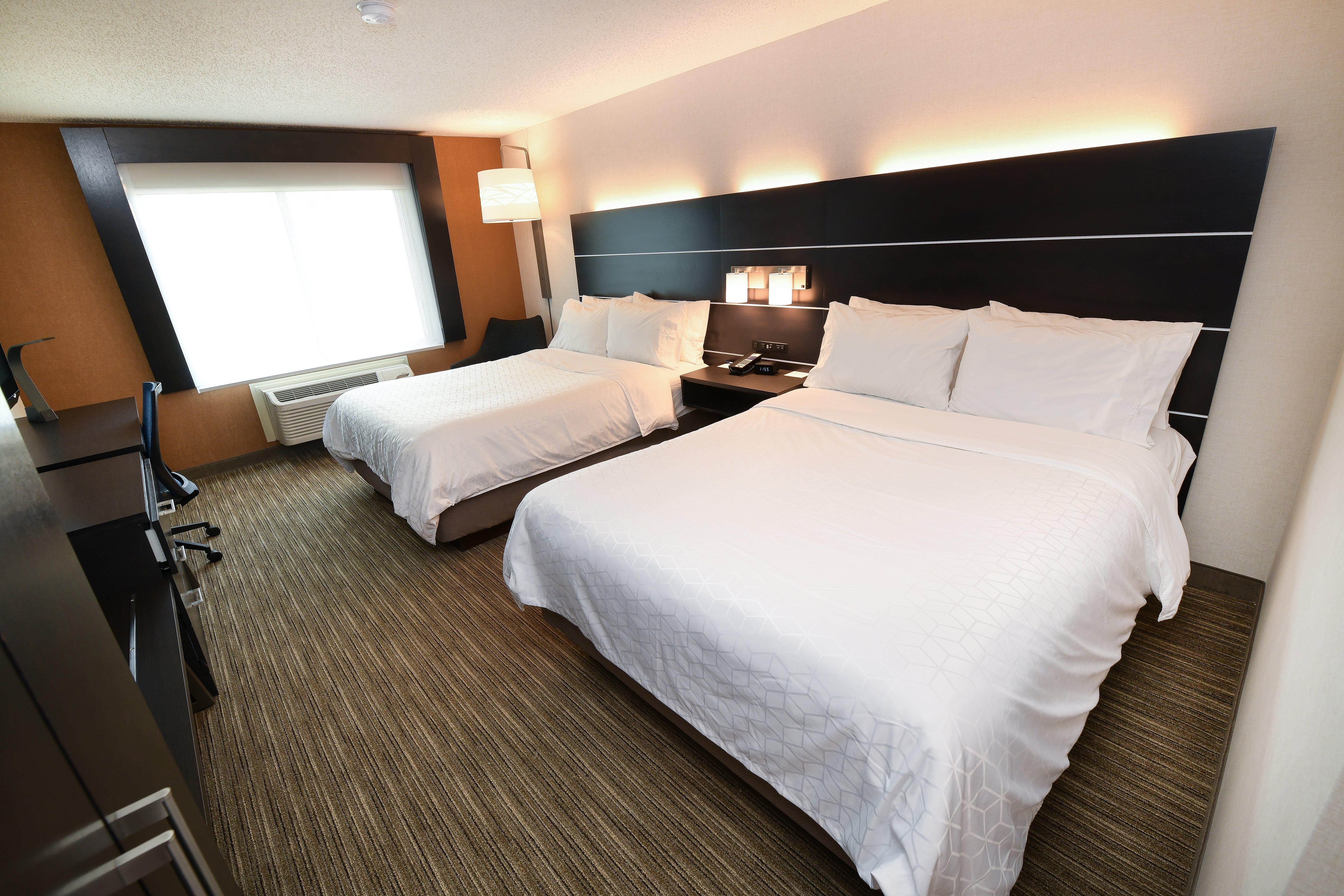 Holiday Inn Express Hotel & Suites Grand Forks By Ihg Dış mekan fotoğraf