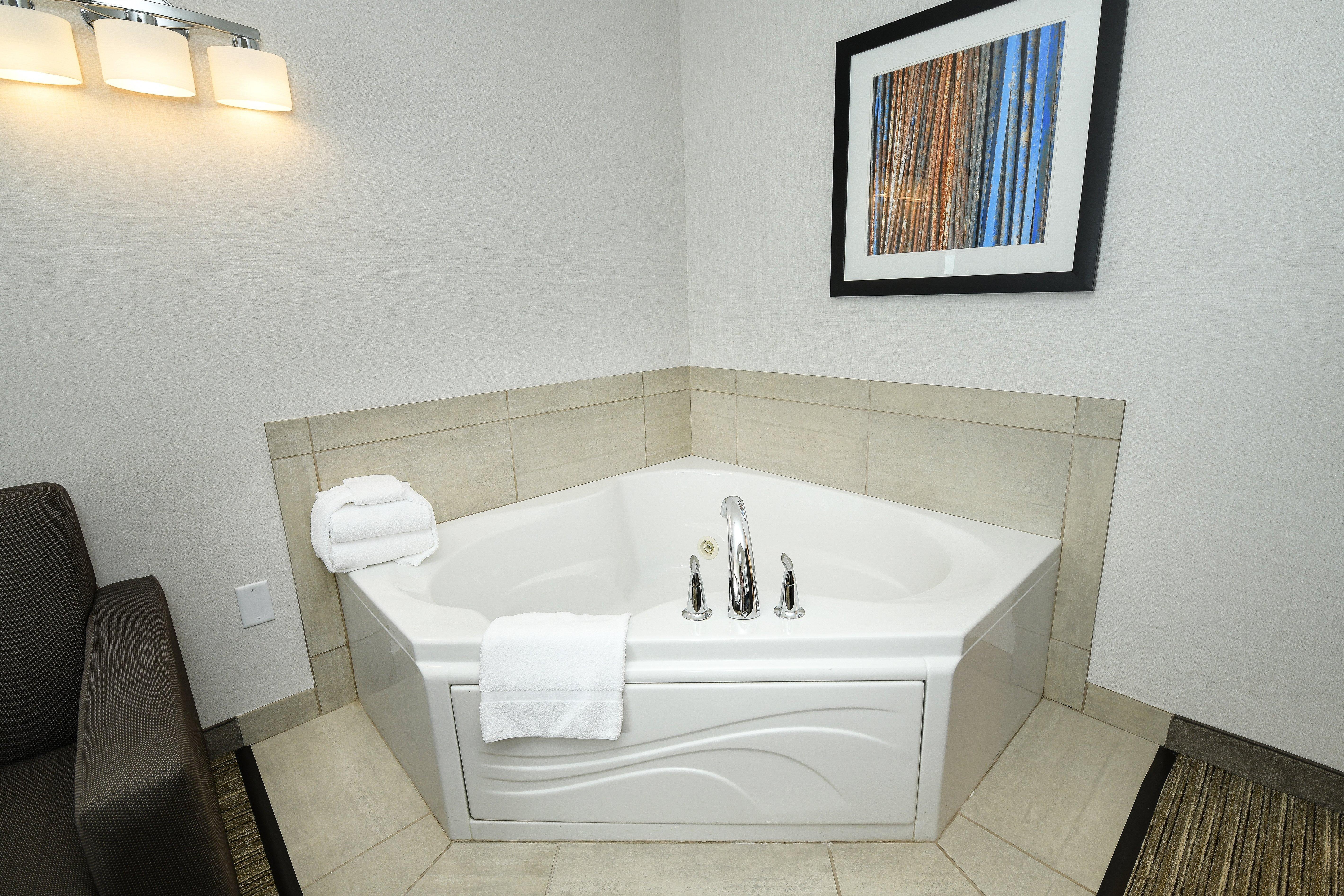 Holiday Inn Express Hotel & Suites Grand Forks By Ihg Dış mekan fotoğraf