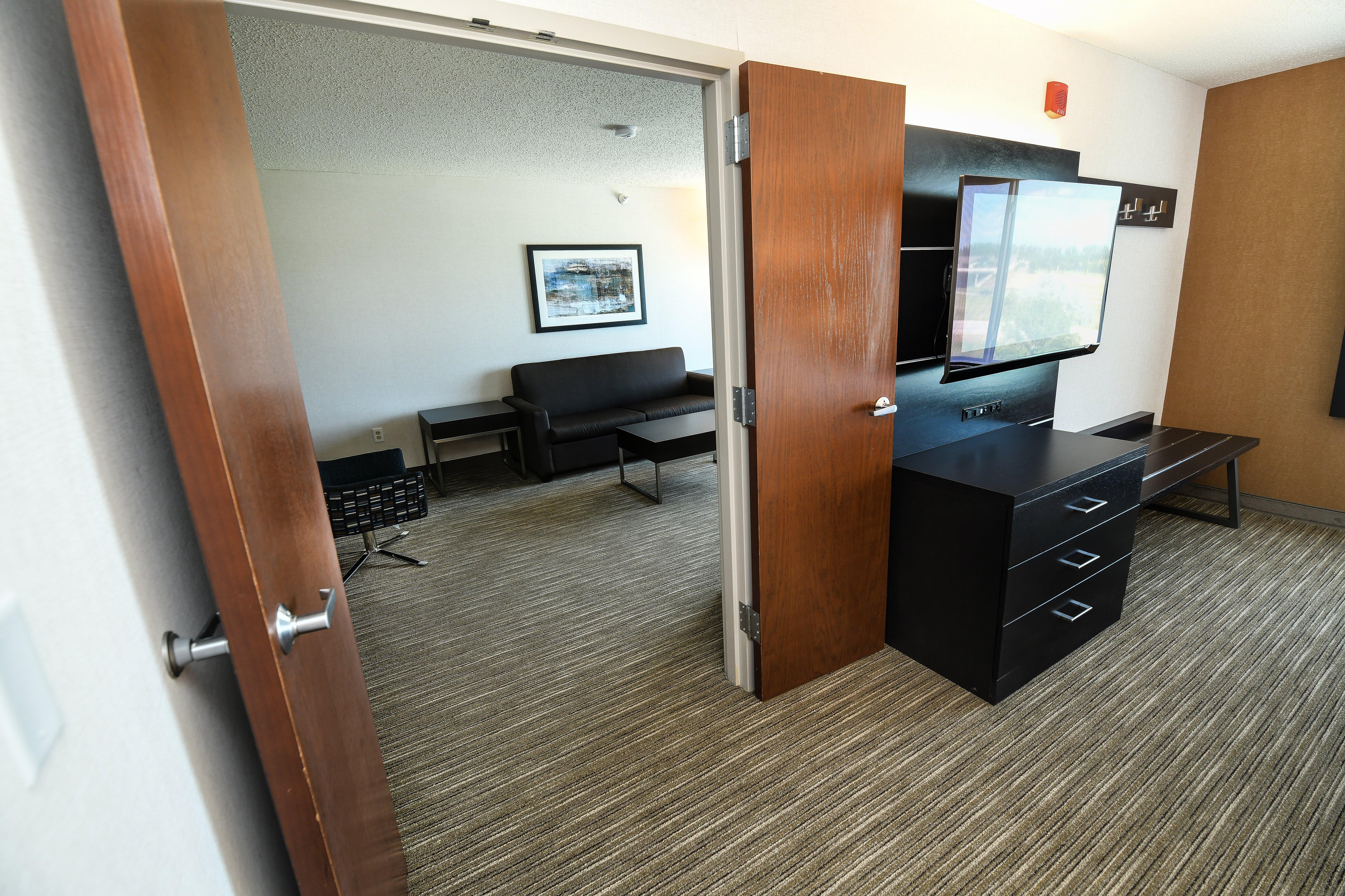 Holiday Inn Express Hotel & Suites Grand Forks By Ihg Dış mekan fotoğraf