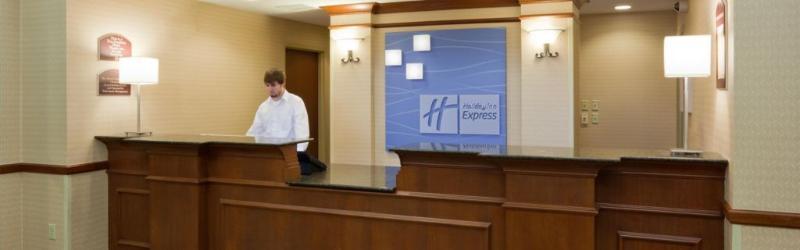 Holiday Inn Express Hotel & Suites Grand Forks, An Ihg Hotel Dış mekan fotoğraf