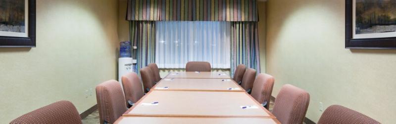 Holiday Inn Express Hotel & Suites Grand Forks By Ihg Dış mekan fotoğraf